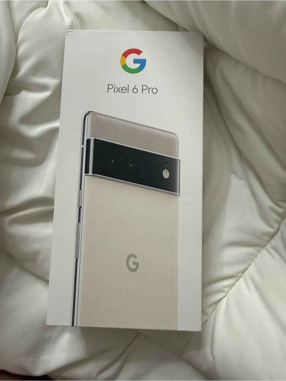 google Pixel 6 Pro - Cream with Black Camera Visor